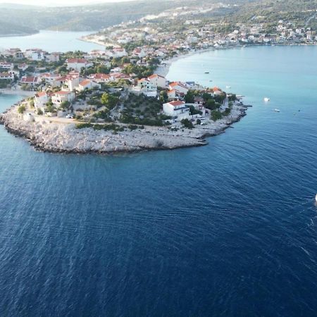 Apartments Luka Sevid Εξωτερικό φωτογραφία