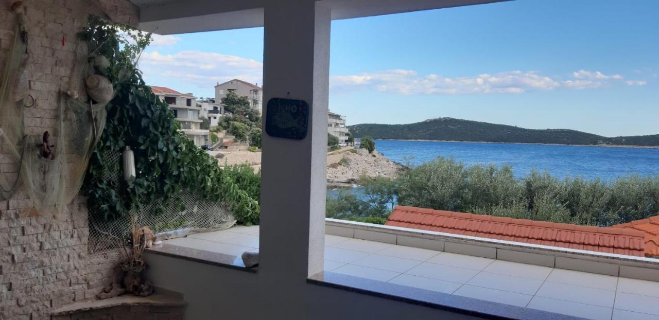 Apartments Luka Sevid Εξωτερικό φωτογραφία