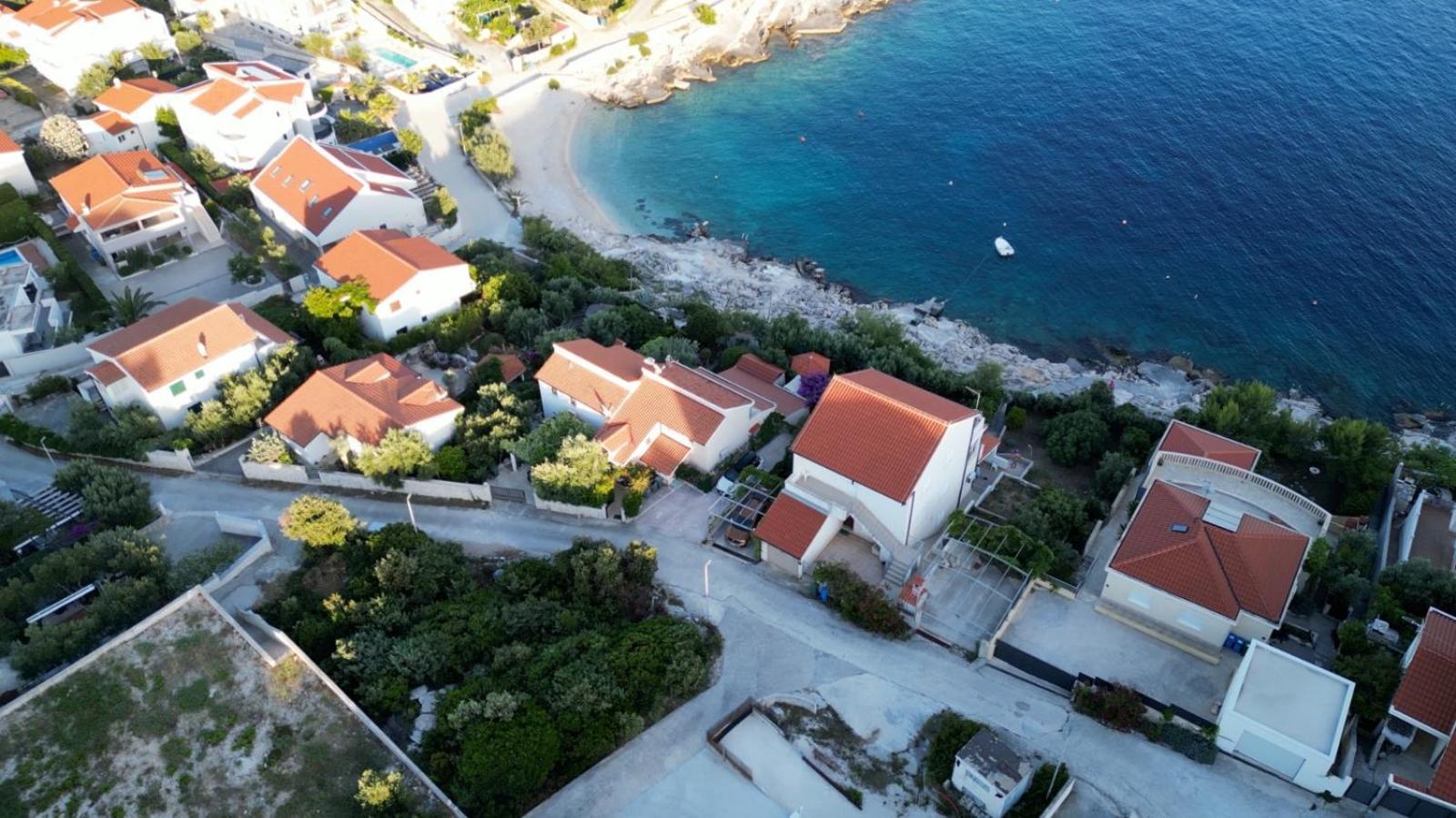 Apartments Luka Sevid Εξωτερικό φωτογραφία