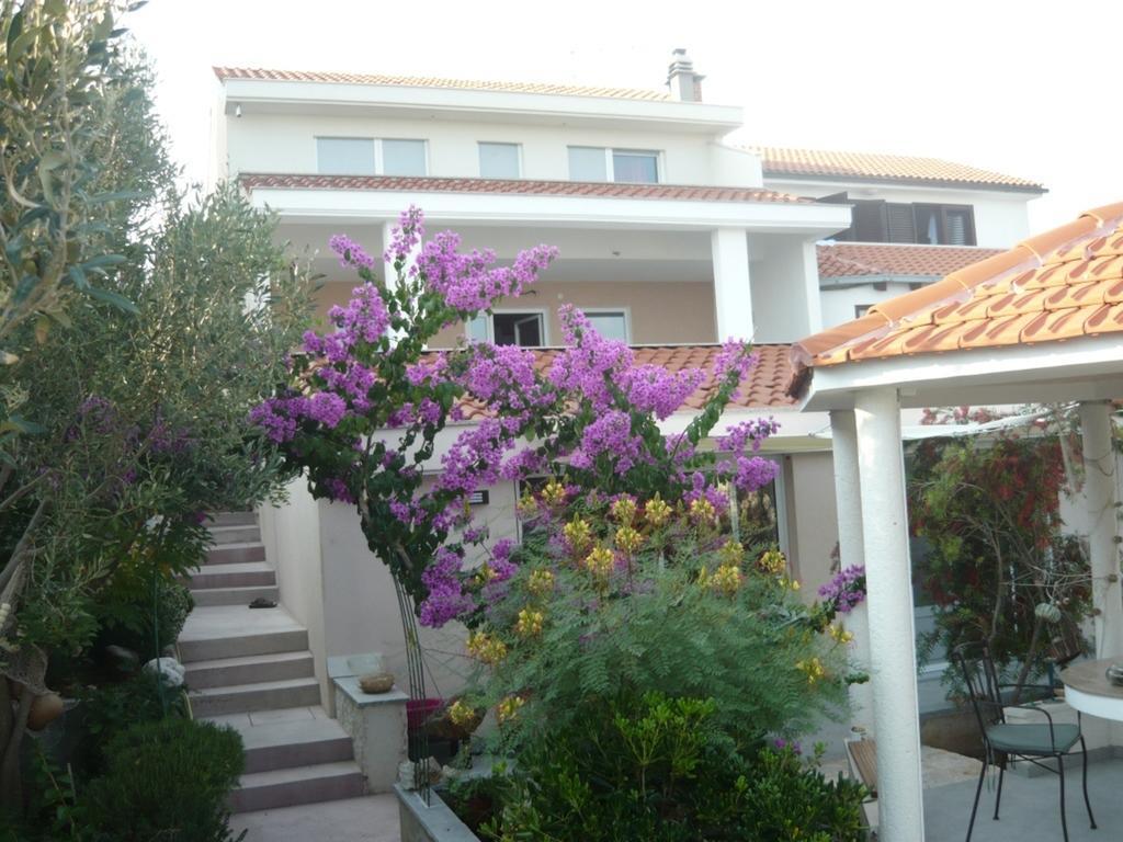Apartments Luka Sevid Εξωτερικό φωτογραφία