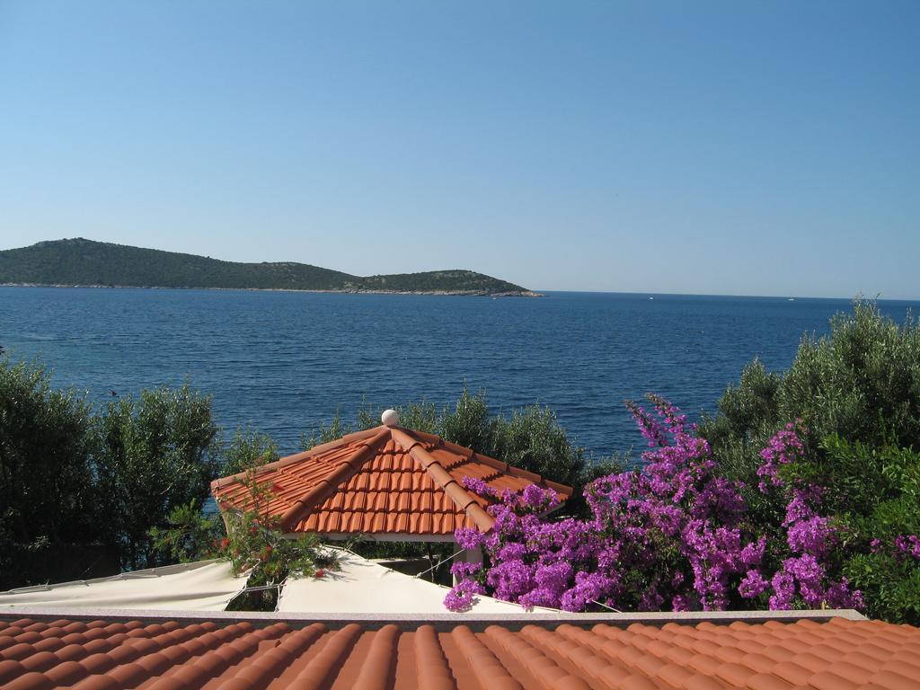 Apartments Luka Sevid Εξωτερικό φωτογραφία